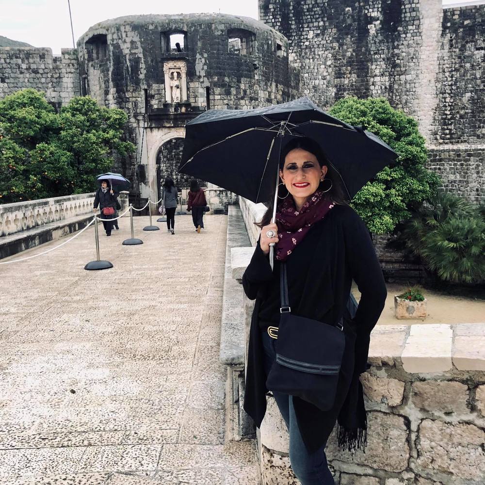 Meet your Posher, Mia